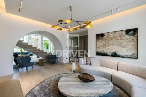 Vilë në Jumeirah Islands, Dubai, Emiratet e Bashkuara Arabe 4 dhoma gjumi, 493 m2. № 603438 - Foto 12