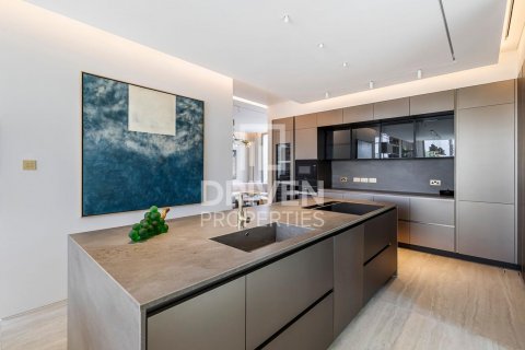 Vilë në Jumeirah Islands, Dubai, Emiratet e Bashkuara Arabe 4 dhoma gjumi, 493 m2. № 603438 - Foto 27