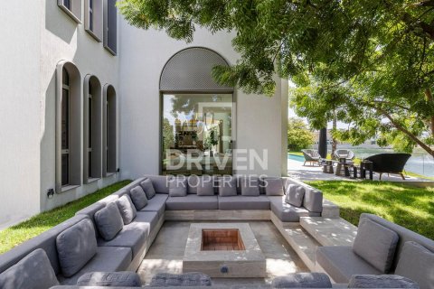 Vilë në Jumeirah Islands, Dubai, Emiratet e Bashkuara Arabe 4 dhoma gjumi, 493 m2. № 603438 - Foto 10