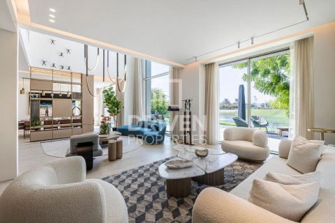 Vilë në Jumeirah Islands, Dubai, Emiratet e Bashkuara Arabe 4 dhoma gjumi, 493 m2. № 603438 - Foto 11