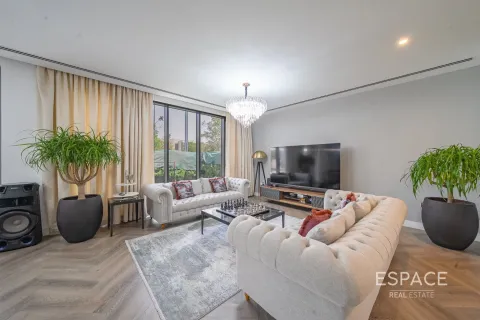 Vilë në Dubai Hills Estate, Emiratet e Bashkuara Arabe 4 dhoma gjumi, 321 m2. № 649610 - Foto 3