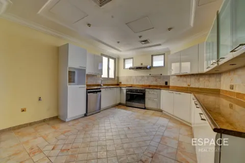 Βίλα σε Palm Jumeirah, Dubai, ΗΑΕ 5 υπνοδωμάτια, 623 τ.μ. Αρ. 649609 - φωτογραφία 3