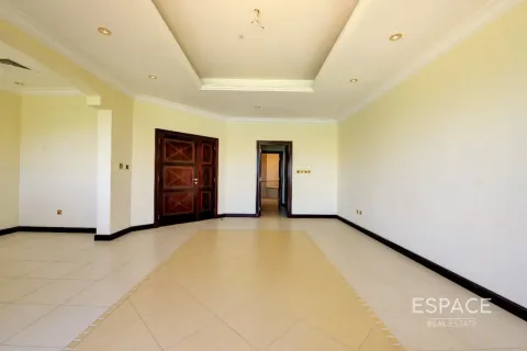 Βίλα σε Palm Jumeirah, Dubai, ΗΑΕ 5 υπνοδωμάτια, 623 τ.μ. Αρ. 649609 - φωτογραφία 2