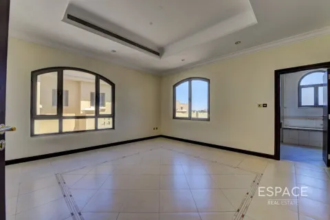 Βίλα σε Palm Jumeirah, Dubai, ΗΑΕ 5 υπνοδωμάτια, 623 τ.μ. Αρ. 649609 - φωτογραφία 5