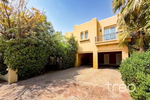 Arabian Ranches, Dubai, संयुक्त अरब अमीरात में विला, 5 बेडरूम, 405.15 वर्ग मीटर, संख्या 755412 - फ़ोटो 3