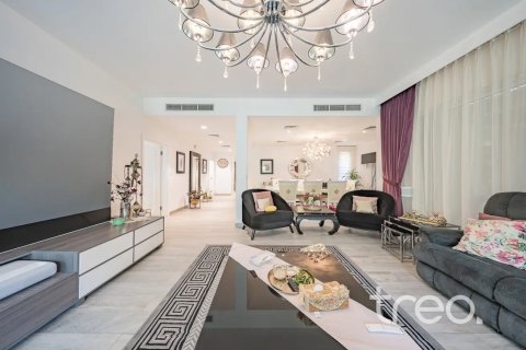 Arabian Ranches, Dubai, UAE의 판매용 빌라 침실 4개, 353.03제곱미터 번호 755415 - 사진 3