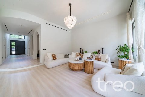Villa till försäljning i Arabian Ranches, Dubai, UAE 4 sovrum, 380.9 kvm Nr. 755413 - fotografi 5