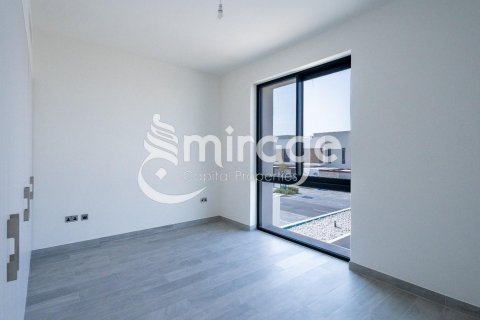 Villetta a schiera in affitto a Yas Island, Abu Dhabi, EAU 3 camere da letto, 162.8 mq. № 579625 - foto 8