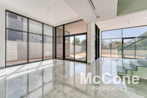 Vilë në Al Furjan, Dubai, Emiratet e Bashkuara Arabe 5 dhoma gjumi, 623.84 m2. № 587421 - Foto 1