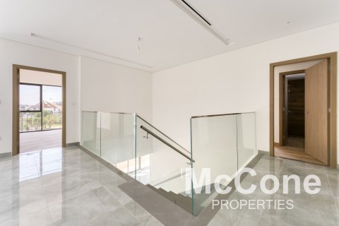 Vilë në Al Furjan, Dubai, Emiratet e Bashkuara Arabe 5 dhoma gjumi, 623.84 m2. № 587421 - Foto 4