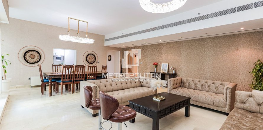 Duplex in Dubai Marina, UAE 4 bedrooms, 444 sq.m. № 665347