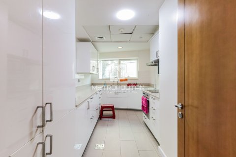 Duplex in Dubai Marina, UAE 4 bedrooms, 444 sq.m. № 665347 - photo 9