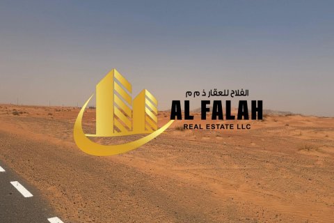 Tokë në Sharjah, Emiratet e Bashkuara Arabe 1800 m2. № 656037 - Foto 6