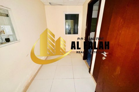 Apartamento en alquiler en Al Khan, Sharjah, EAU 4 dormitorios, 334 m2 № 656035 - foto 6