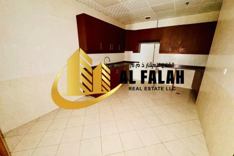 Apartamento en alquiler en Al Khan, Sharjah, EAU 4 dormitorios, 334 m2 № 656035 - foto 8