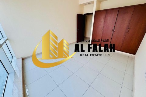 Apartamento en alquiler en Al Khan, Sharjah, EAU 4 dormitorios, 334 m2 № 656035 - foto 3