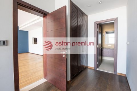 Müüa korter asukohaga Palm Jumeirah, Dubai, AÜE: 3 magamistoaga, 210.5 m² Nr 645189 - pilt 18