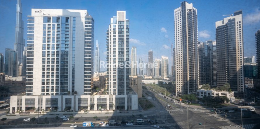 Zyrë në Business Bay, Dubai, Emiratet e Bashkuara Arabe 249 m2. № 707670