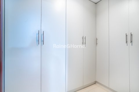 Apartman u Downtown Dubai (Downtown Burj Dubai), UAE 2 spavaćih soba, 225.2 m2 Br. 707671 - fotografija 14