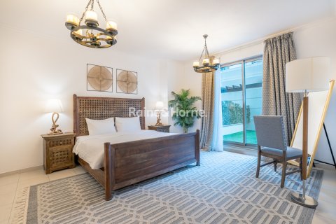 Apartman u Downtown Dubai (Downtown Burj Dubai), UAE 2 spavaćih soba, 225.2 m2 Br. 707671 - fotografija 3