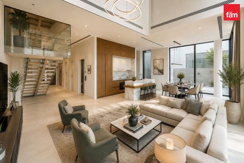 Vilë në Dubai, Emiratet e Bashkuara Arabe 4 dhoma gjumi, 505.2 m2. № 652326 - Foto 4