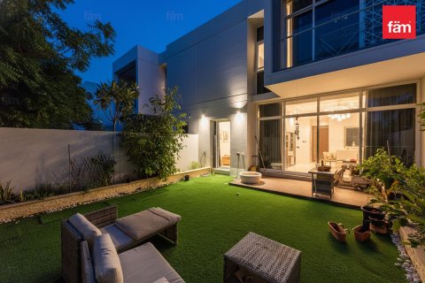 Kuća u nizu u Dubai, UAE 3 spavaćih soba, 210.6 m2 Br. 703559 - fotografija 2