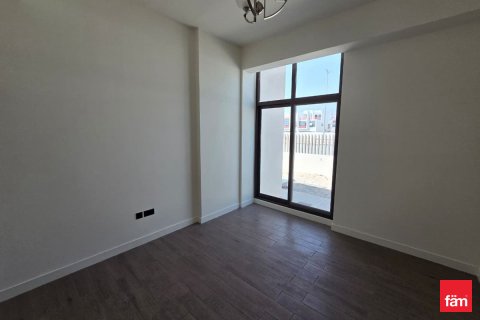 Casa urbana para arrendamento em Dubai, EAU 4 quartos, 191 m2 № 662289 - foto 10