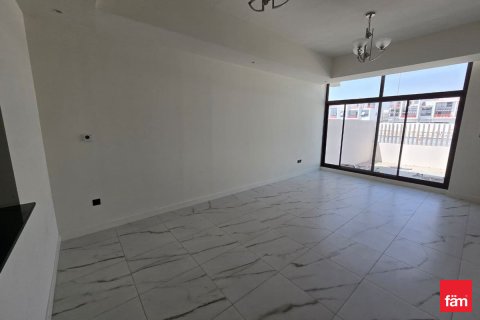 Casa urbana para arrendamento em Dubai, EAU 4 quartos, 191 m2 № 662289 - foto 2
