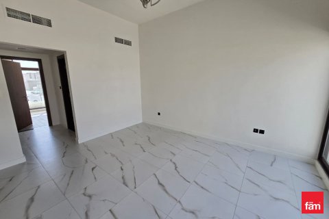 Casa urbana para arrendamento em Dubai, EAU 4 quartos, 191 m2 № 662289 - foto 13