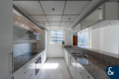 Appartamento in affitto a Dubai Marina, Dubai, EAU 3 camere da letto, 213 mq. № 671677 - foto 12
