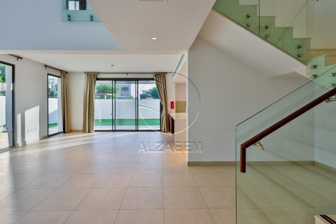 Vilë në Yas Island, Abu Dhabi, Emiratet e Bashkuara Arabe 4 dhoma gjumi, 461 m2. № 616028 - Foto 3