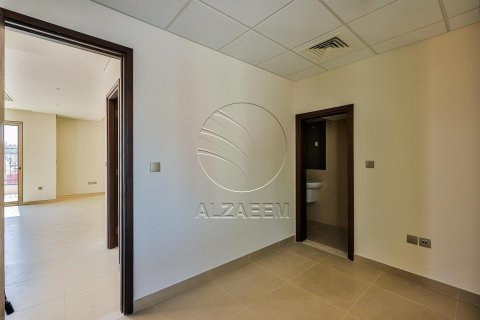 Vila v Khalifa City, Abu Dhabi, SAE 3 ložnice, 254 m² Č.: 616029 - fotografie 7