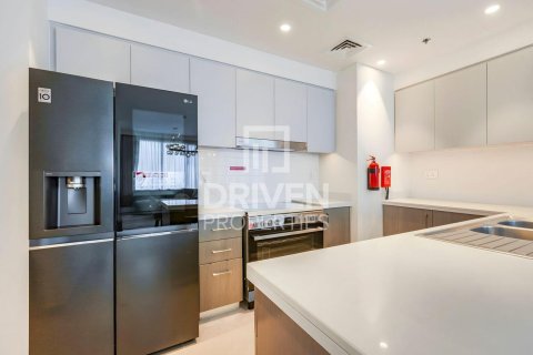 Appartamento in affitto a Downtown Dubai (Downtown Burj Dubai), Dubai, EAU 3 camere da letto, 147.53 mq. № 745247 - foto 18