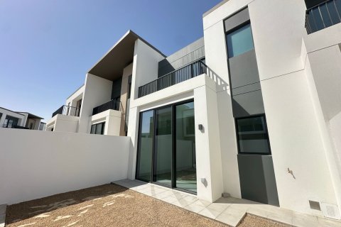 Зняти в оренду таунхаус в Arabian Ranches 3, Дубай, ОАЕ 3 спальні, 174.38м2, № 753806 - фото 9