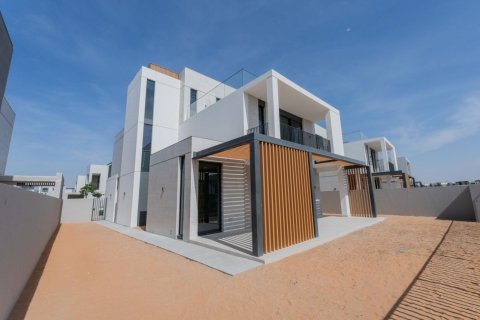 Arabian Ranches 3、Dubai、UAE にあるタウンハウスの賃貸物件 4ベッドルーム、447.98 m2、No750070 - 写真 2