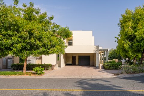 Villa à louer à Arabian Ranches, Dubai, EAU 3 chambres, 308.81 m2 № 750071 - photo 4