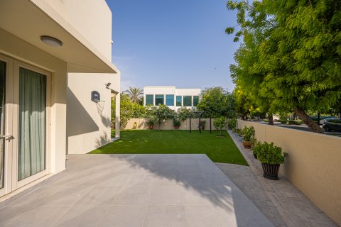 Villa à louer à Arabian Ranches, Dubai, EAU 3 chambres, 308.81 m2 № 750071 - photo 19