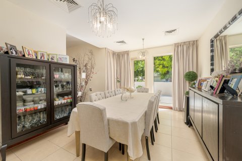 Villa à louer à Arabian Ranches, Dubai, EAU 3 chambres, 308.81 m2 № 750071 - photo 8