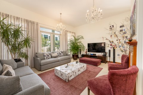 Villa à louer à Arabian Ranches, Dubai, EAU 3 chambres, 308.81 m2 № 750071 - photo 16