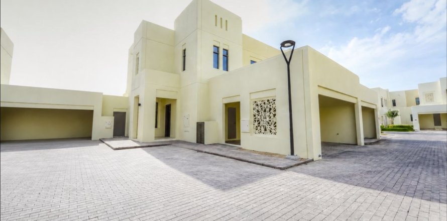 Kuća u nizu u Reem, Dubai, UAE 274.25 m2, 3 spavaćih soba Br. 750052