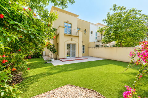 Huvila The Springs, Dubai, Arabiemiraatit 3 makuuhuonetta, 358.09 m2 № 750051