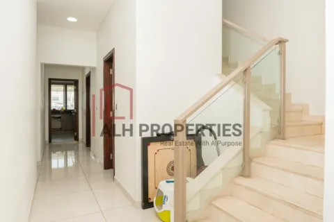 Kuća u nizu u Al Furjan, Dubai, UAE 3 spavaćih soba, 232 m2 Br. 690380 - fotografija 11