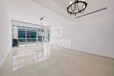 Lägenhet uthyres i Business Bay, Dubai, UAE 1 sovrum, 113.71 kvm Nr. 745606 - fotografi 3