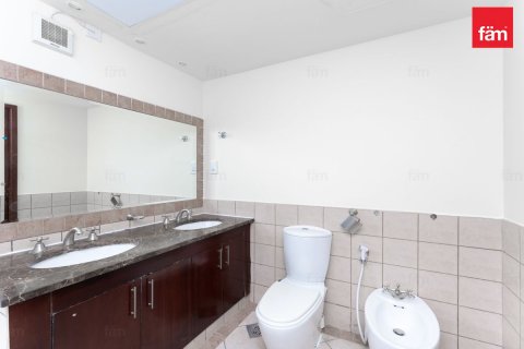 Apartament në Dubai, Emiratet e Bashkuara Arabe 2 dhoma gjumi, 152.7 m2. № 573365 - Foto 12