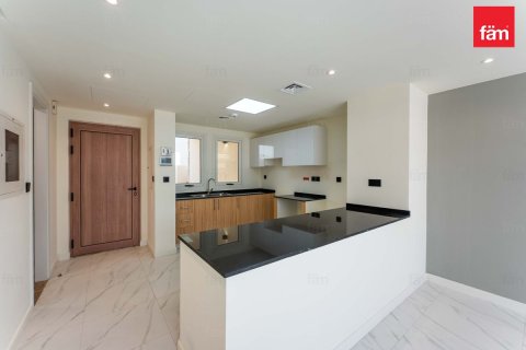 Townhouse sa Dubai, UAE 2 silid-tulugan, 101.4 sq.m. № 760119 - larawan 5