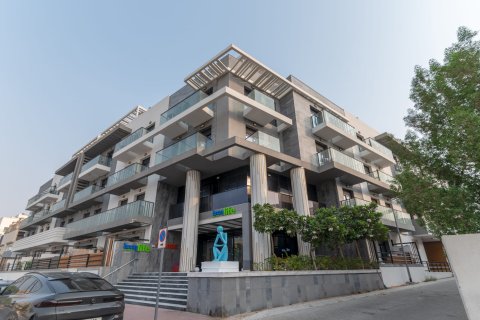 Купити квартиру в Джумейра Вилладж Серкл, Дубай, ОАЕ 1 кімната, 38м2, № 732650 - фото 2