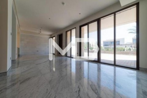 Vilë në Saadiyat Island, Abu Dhabi, Emiratet e Bashkuara Arabe 4 dhoma gjumi, 439 m2. № 554616 - Foto 16