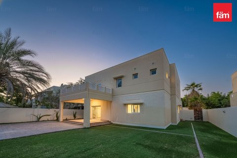 Vila u gradu Dubai, UAE 4 spavaće sobe, 539.9 m2 Br. 631647 - Slika 17