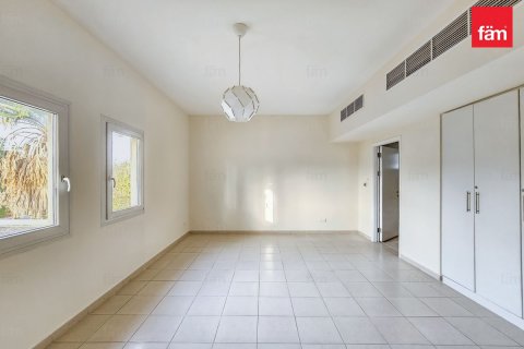 Vila u gradu Dubai, UAE 4 spavaće sobe, 539.9 m2 Br. 631647 - Slika 3