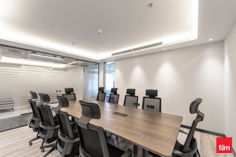Üürile anda kontor asukohaga Dubai, AÜE: 186.7 m² Nr 631645 - pilt 5